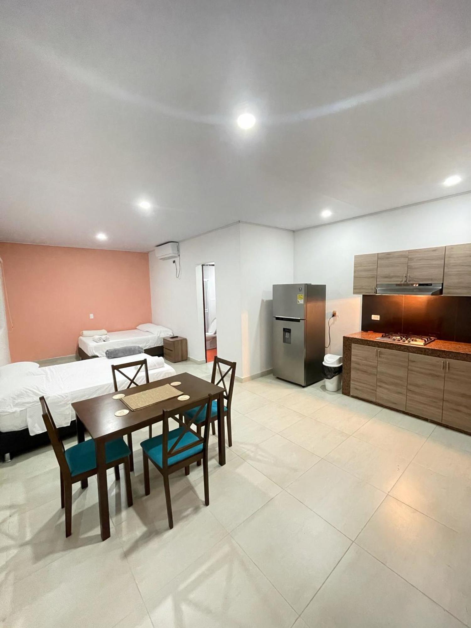 Apartahotel Caribe Diez San Andres  Ruang foto