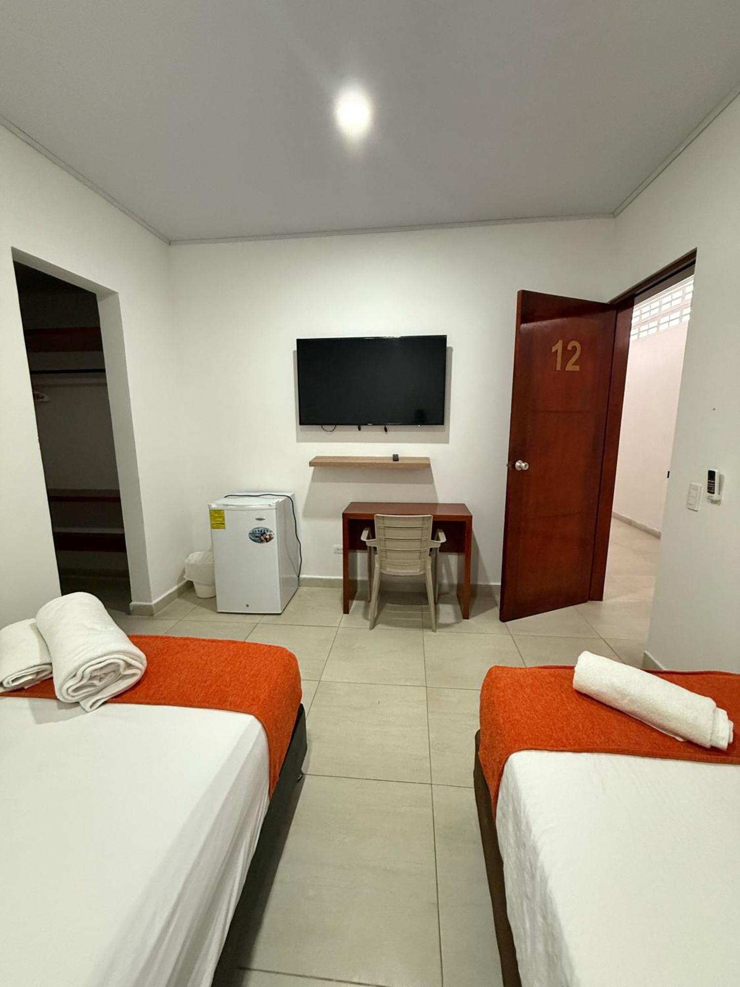 Apartahotel Caribe Diez San Andres  Bagian luar foto