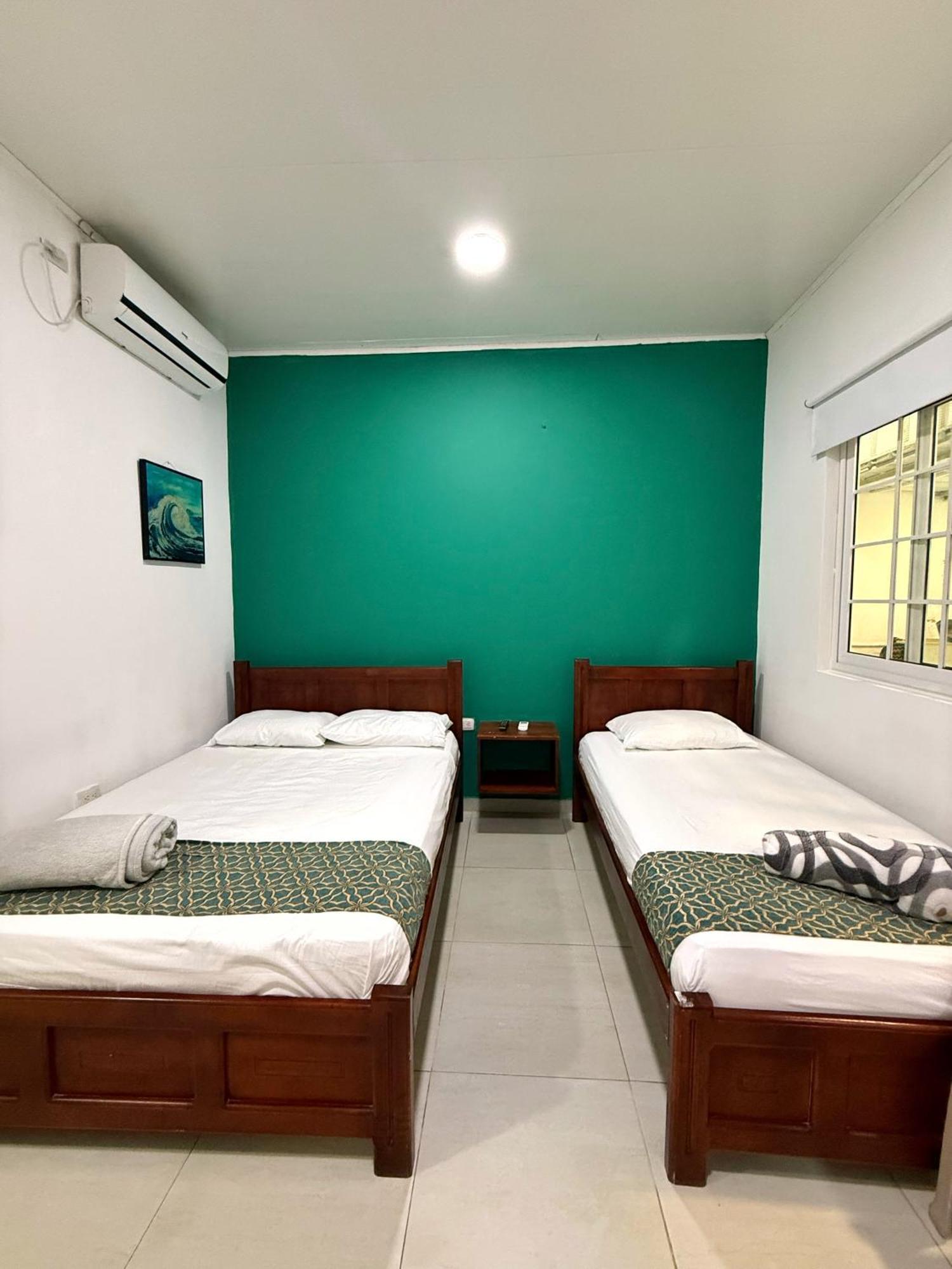 Apartahotel Caribe Diez San Andres  Bagian luar foto
